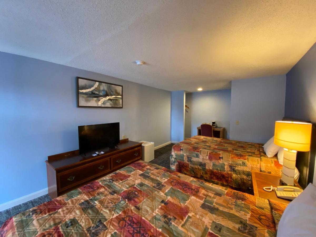 Economy Lodge Sturbridge Exterior foto