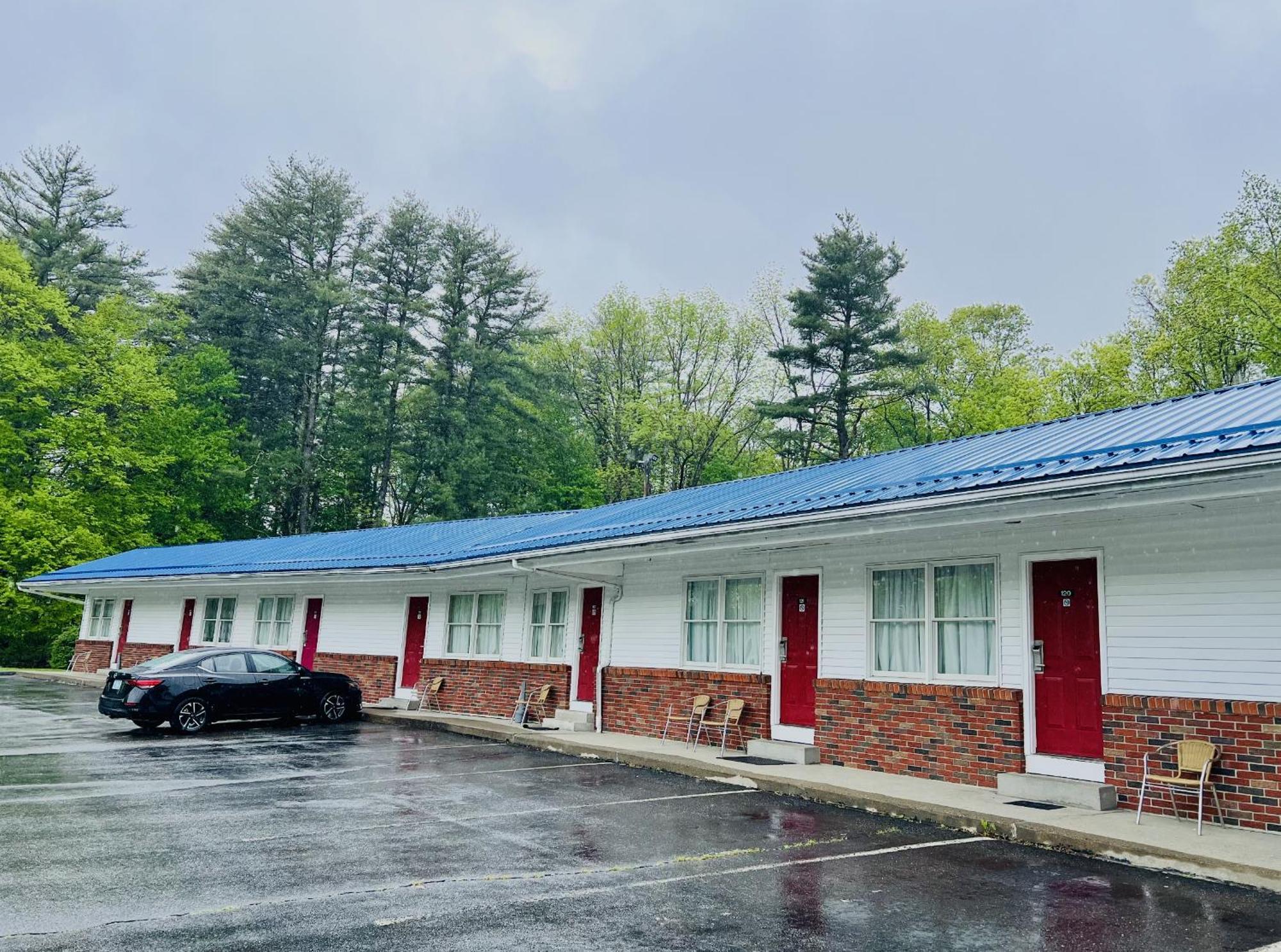 Economy Lodge Sturbridge Exterior foto